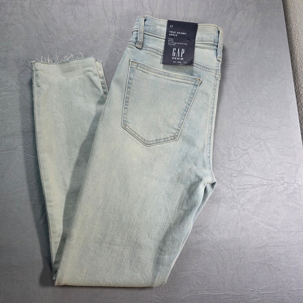 GAP True Skinny Ankle Jeans Light Wash Raw Hem Mid Rise Stretch Denim 27 NWT